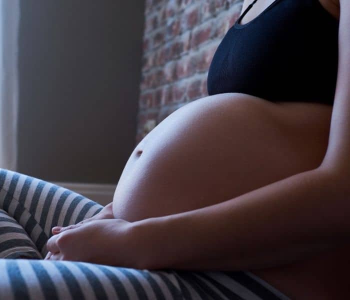 Tử cung ngày một to lên chèn ép vào bàng quang khiến cho mẹ bầu luôn buồn tiểu; bà bầu bị đái rắt nên uống gì; bầu 34 tuần đi tiểu nhiều; bầu 36 tuần đi tiểu liên tục; bầu 37 tuần đi tiểu buốt; bầu 8 tháng đi tiểu nhiều; bầu bị tiểu dắt; bầu đi tiểu dắt; bầu tháng cuối đi tiểu khó; bầu tháng cuối đi tiểu nhiều có sao không; bầu tháng cuối đi vệ sinh nhiều; có bầu bị tiểu rắt; đau bụng dưới khi mang thai tháng cuối; đi tiểu ít khi mang thai tháng cuối; đi tiểu nhiều khi mang thai tháng cuối; đi tiểu nhiều vào tháng cuối thai kỳ; mang thai tháng thứ 9 đi tiểu nhiều; mẹ bầu tháng cuối đi tiểu nhiều; tiểu dắt khi mang thai; tiểu rắt ở phụ nữ mang thai; Bà bầu đi tiểu buốt và đau bụng dưới