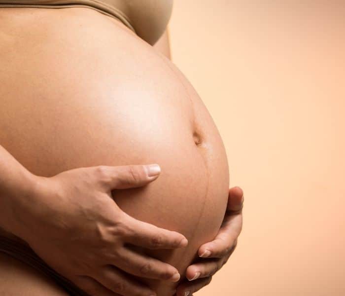 Phụ nữ mang thai, tiền mãn kinh, mã kinh có nguy cơ bị tiểu buốt, tiểu rắt khá cao