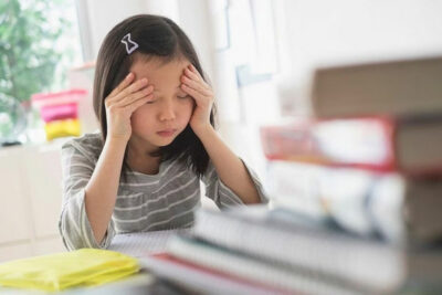 câu hỏi thường gặp từ cha mẹ khi trẻ đái dầm