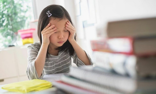 câu hỏi thường gặp từ cha mẹ khi trẻ đái dầm